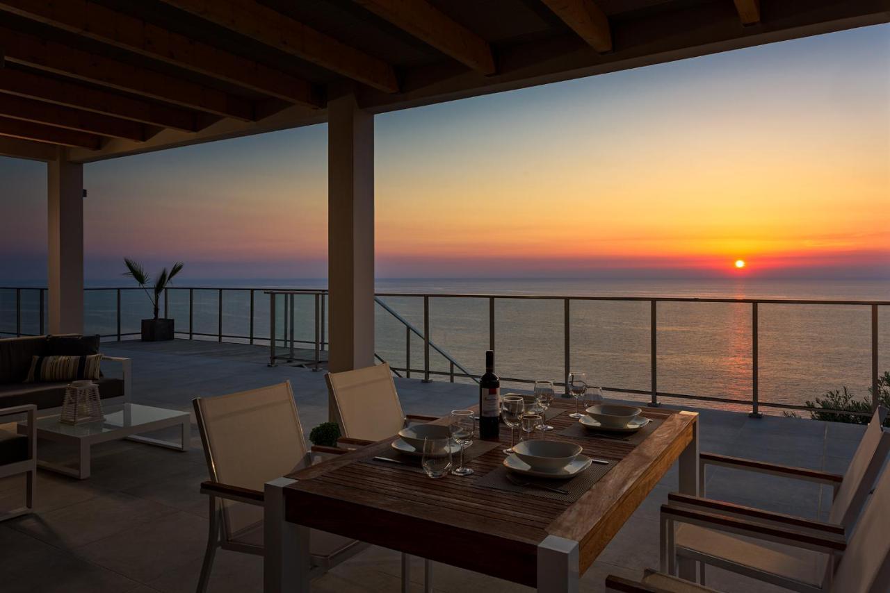 Kathisma Bay Villas - Luxury Villas- Villa Oceanos Каламици Экстерьер фото